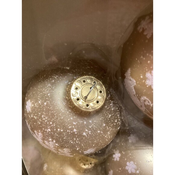 Krebs Glass Ornaments Cappuccino Velvet Balls With Christmas Eve Boxed Set Of 4 - Picture 7 of 8